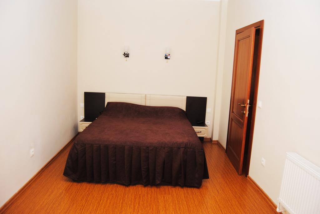 Pensiune Heavens Brăila Kamer foto